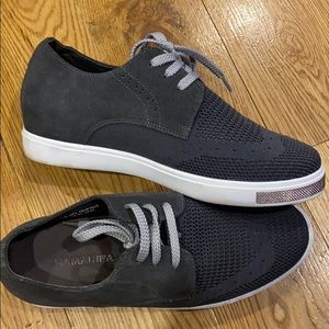 Elevating shoes for men